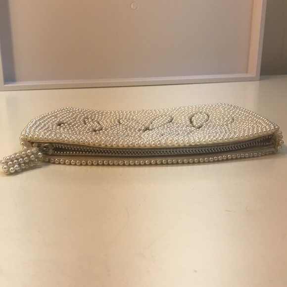 Vintage Bag by Debbie division of JohnWind Imports - Picture 10 of 10